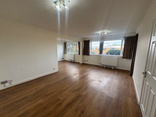 Property photo 1 of 15 Living Room