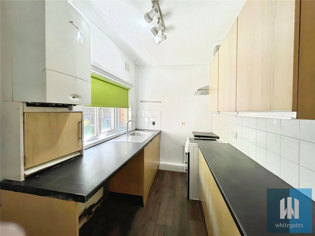 Property photo 3 of 7 Picture No. 29
