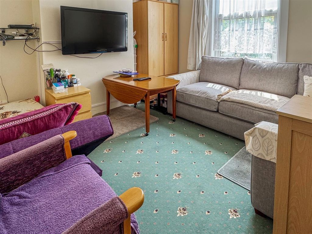 Property photo 3 of 11 Img_9949.Jpg