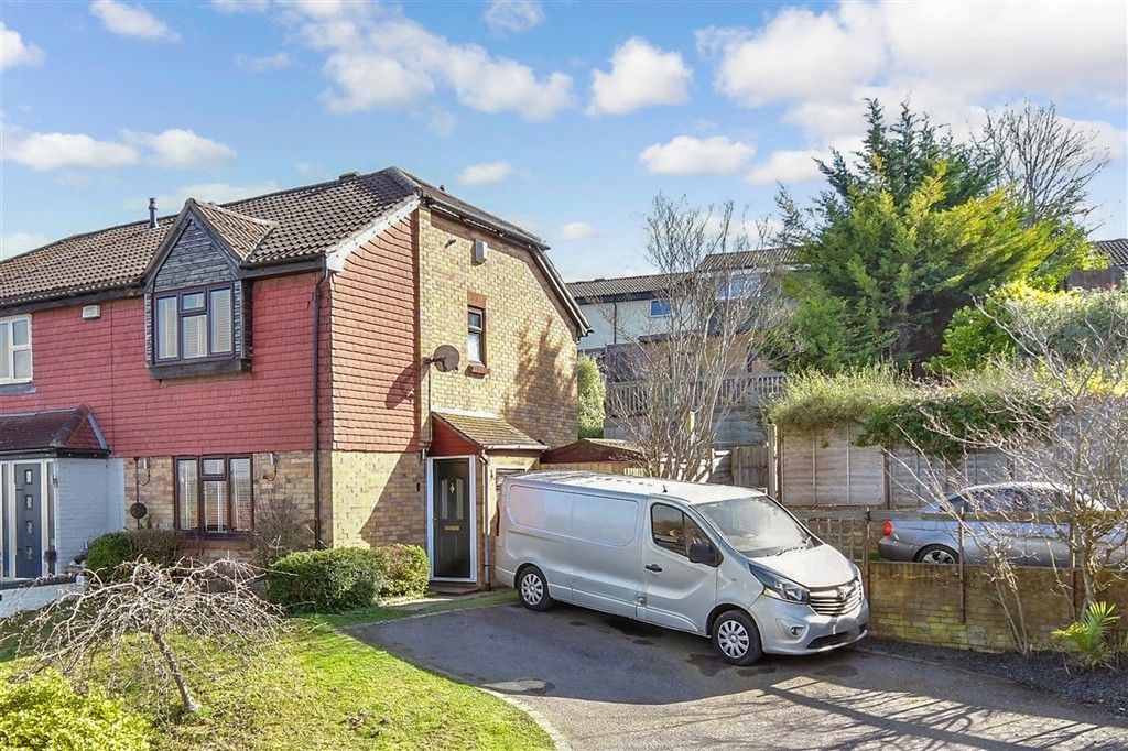 Property photo 1 of 10 External (Brochure)