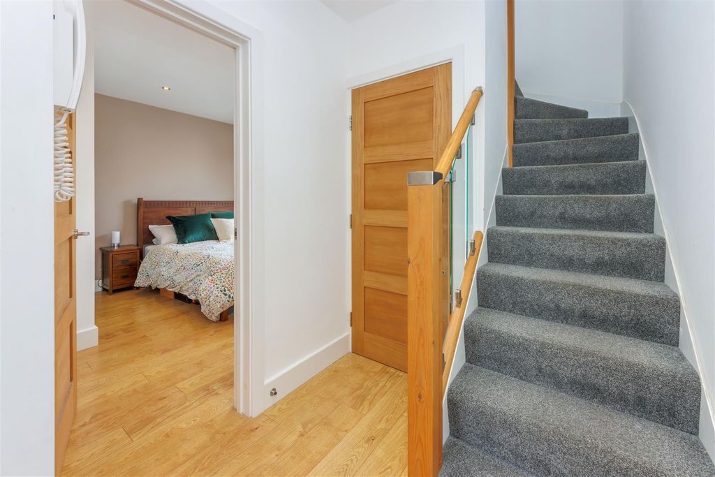 Property photo 2 of 18 0004.Jpg