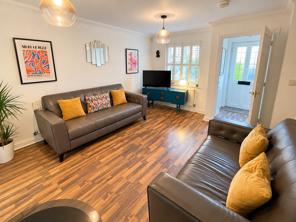 Property photo 3 of 11 5516542