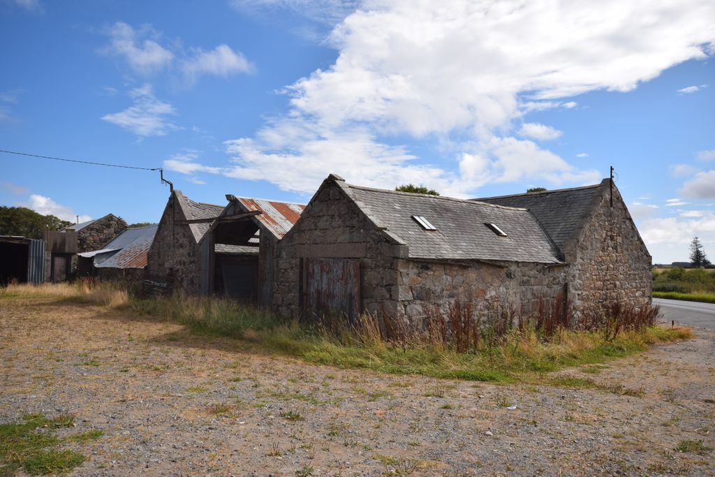 Property photo 3 of 7