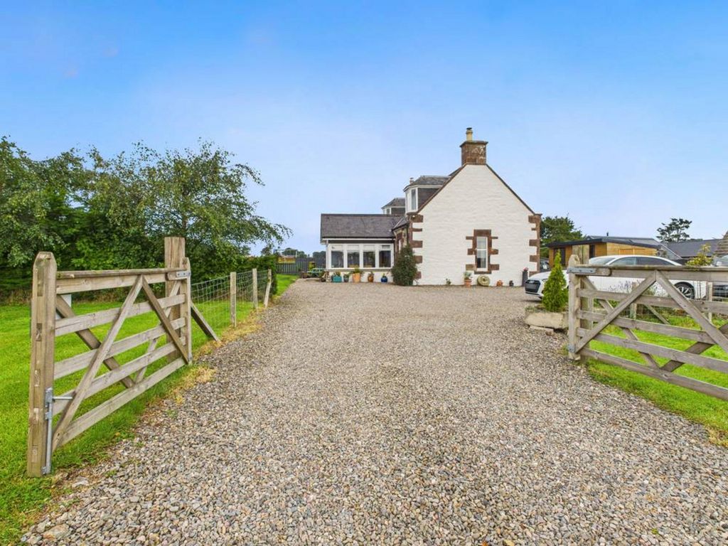 Property photo 1 of 40