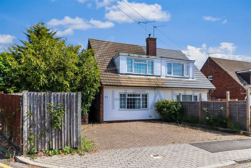 Property photo 1 of 12