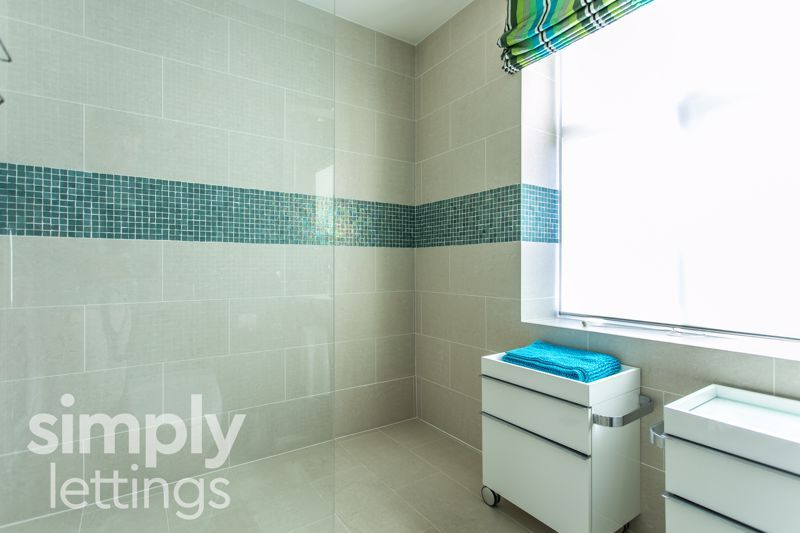 Additional image 30 of 8 bed property to rentPalmeira Avenue, Hove BN3