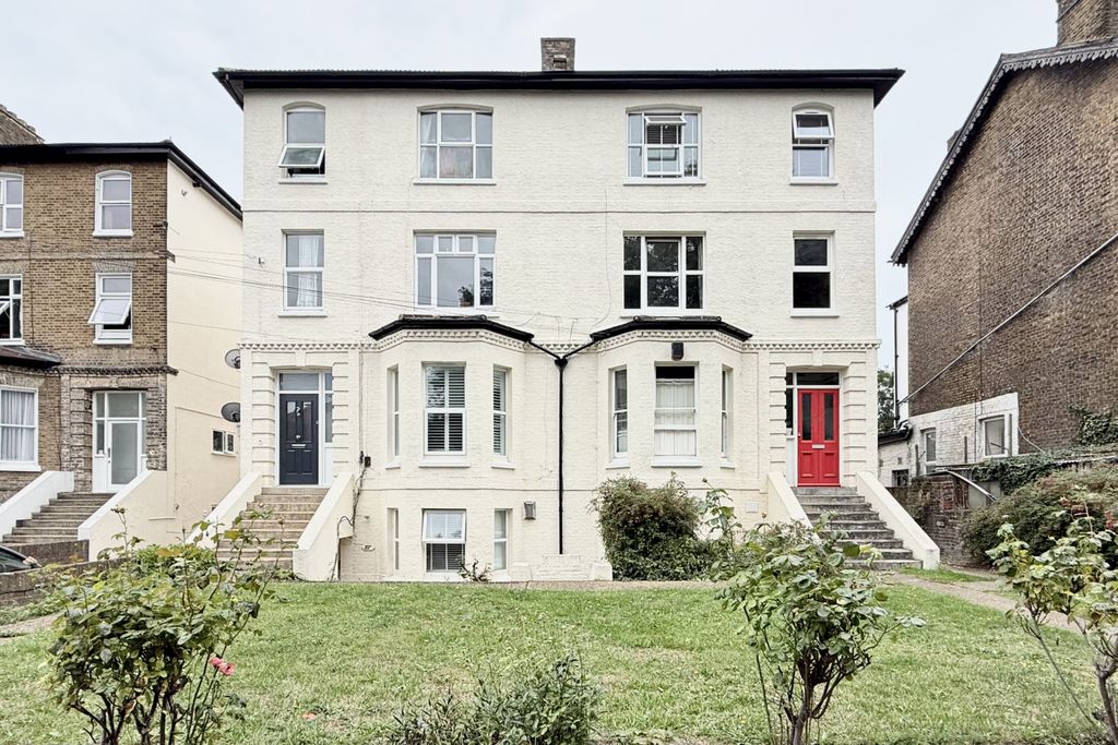 Property photo 1 of 10 1