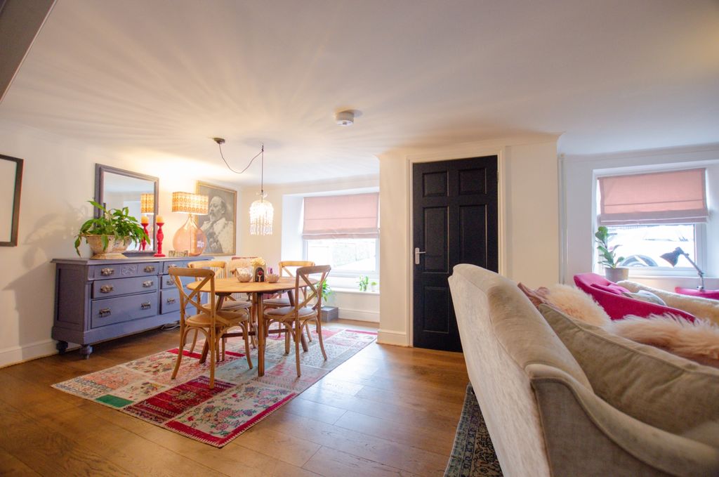 Property photo 2 of 12 Dsc_0156