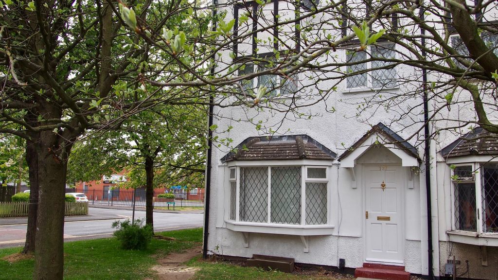 Property photo 1 of 10 Exterior