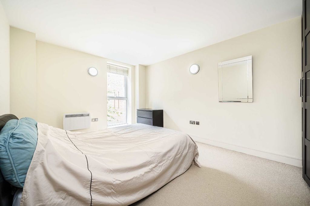 Property photo 3 of 8