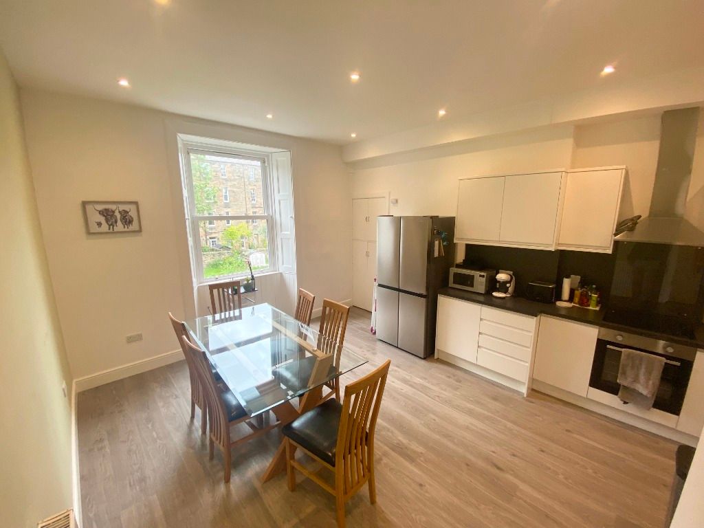 Property photo 3 of 9 Photo 3