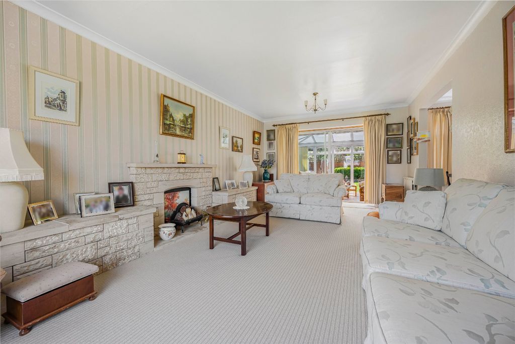 Property photo 3 of 21 Picture No. 39