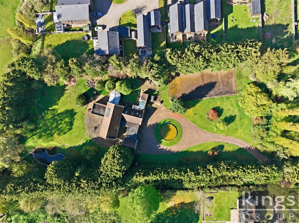 Additional image 47 of 6 bed detached house for saleHarlow Common, Harlow CM17