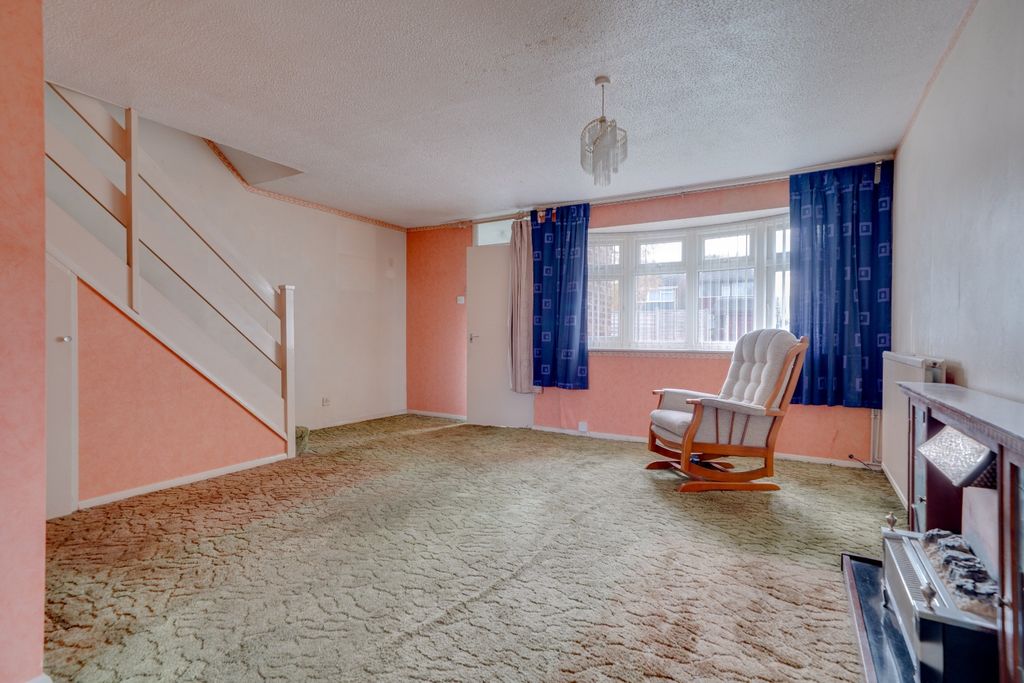 Property photo 3 of 14 4515322