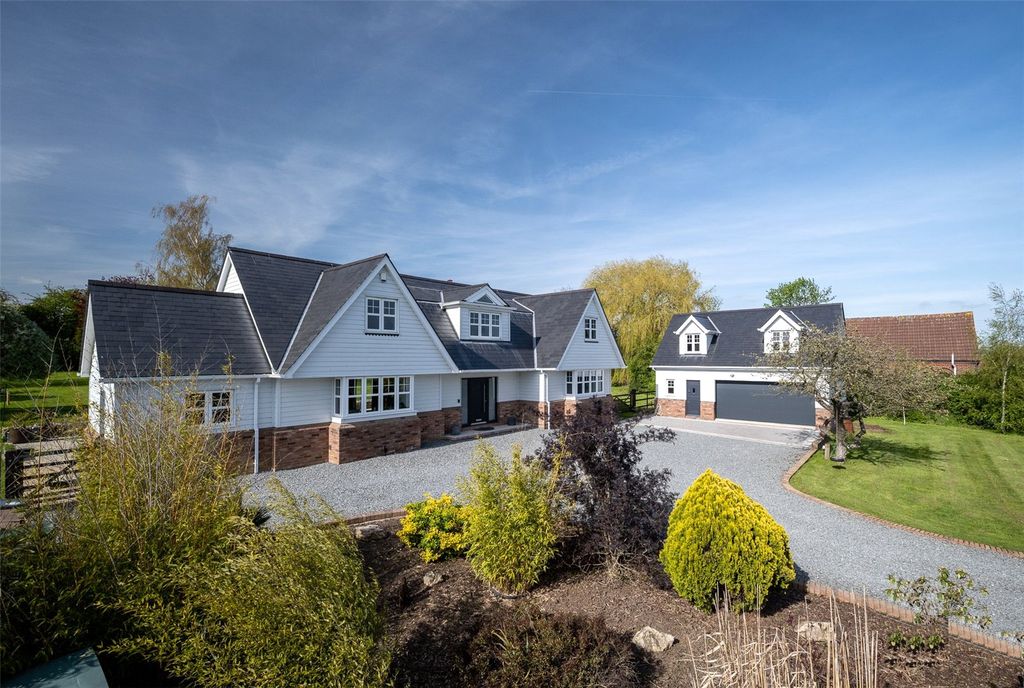 Property photo 1 of 29 Front Aspect