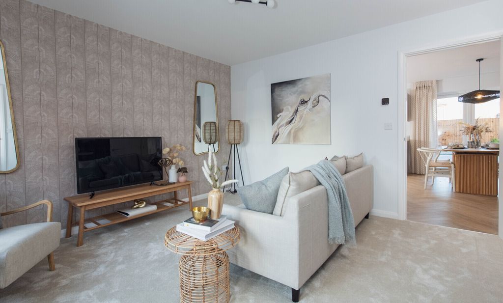 Property photo 3 of 15 Picture No. 17