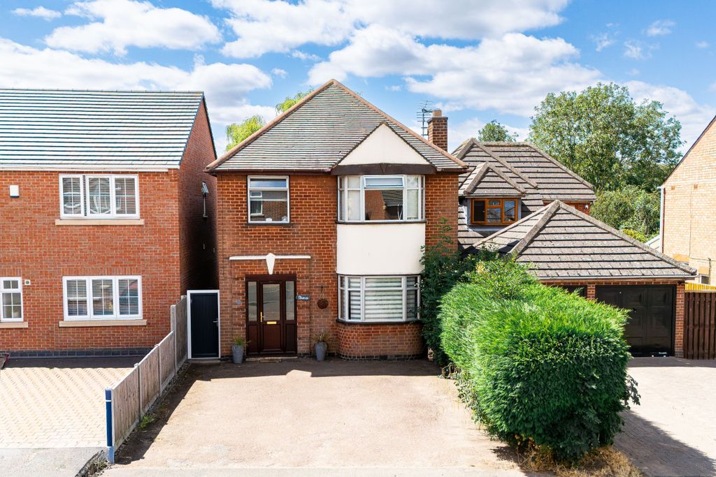 Property photo 1 of 27 2