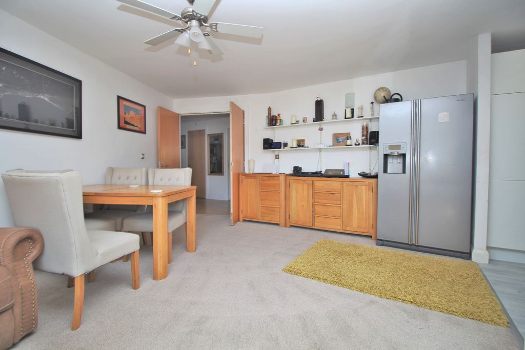 Property photo 1 of 19 84