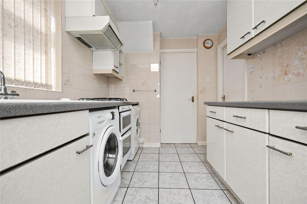 Property photo 3 of 18 Picture No. 07