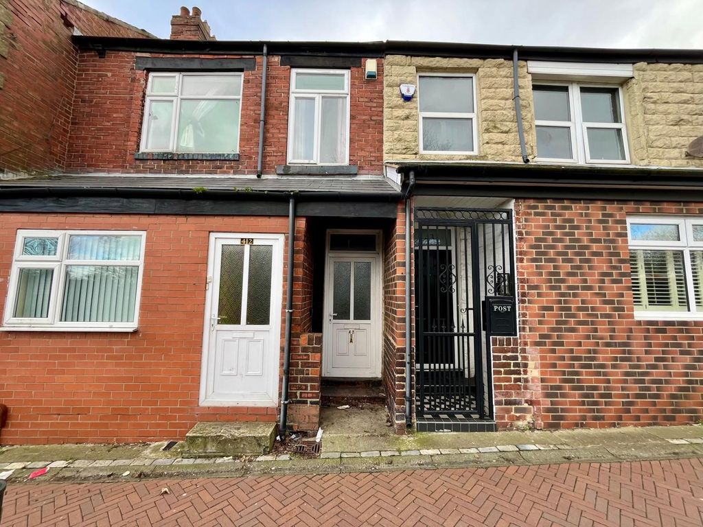 Property photo 3 of 10 528-Hr-2.Jpg