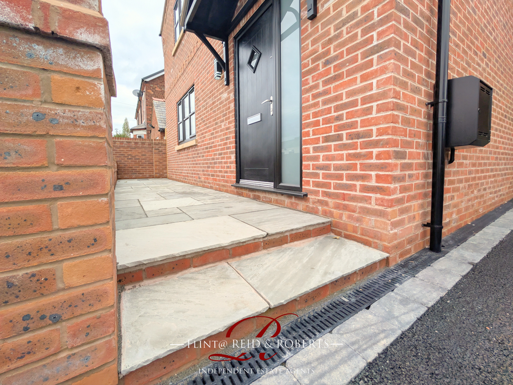 Property photo 2 of 39 Front (Exterior)