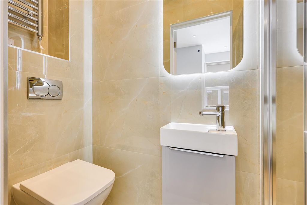 Property photo 3 of 14 Img (27).Jpg