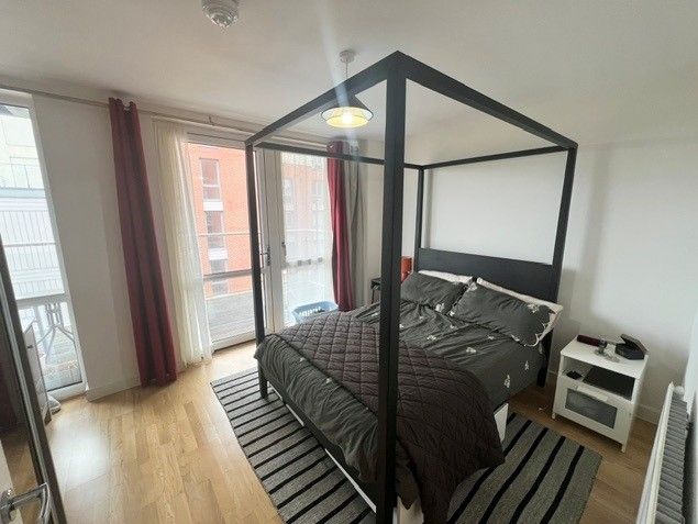 Property photo 1 of 15 Bedroom With Fitted Wardrobes