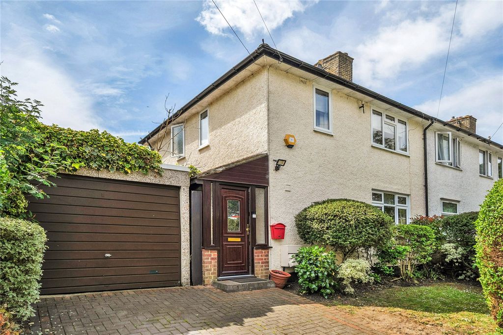 Property photo 1 of 22 Picture No. 28
