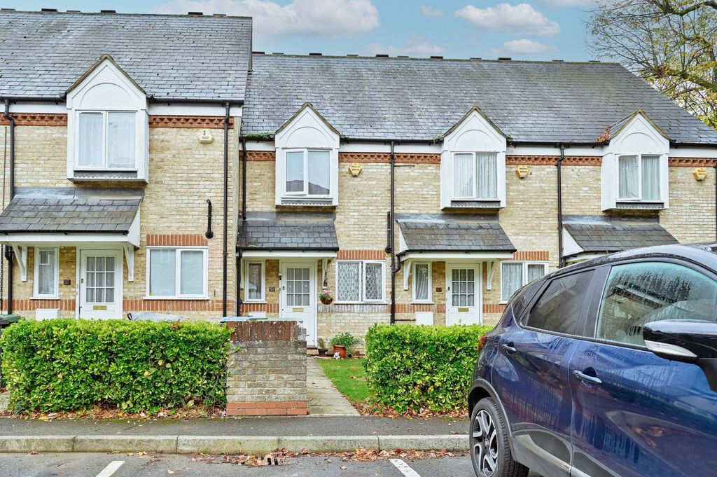 Property photo 1 of 12