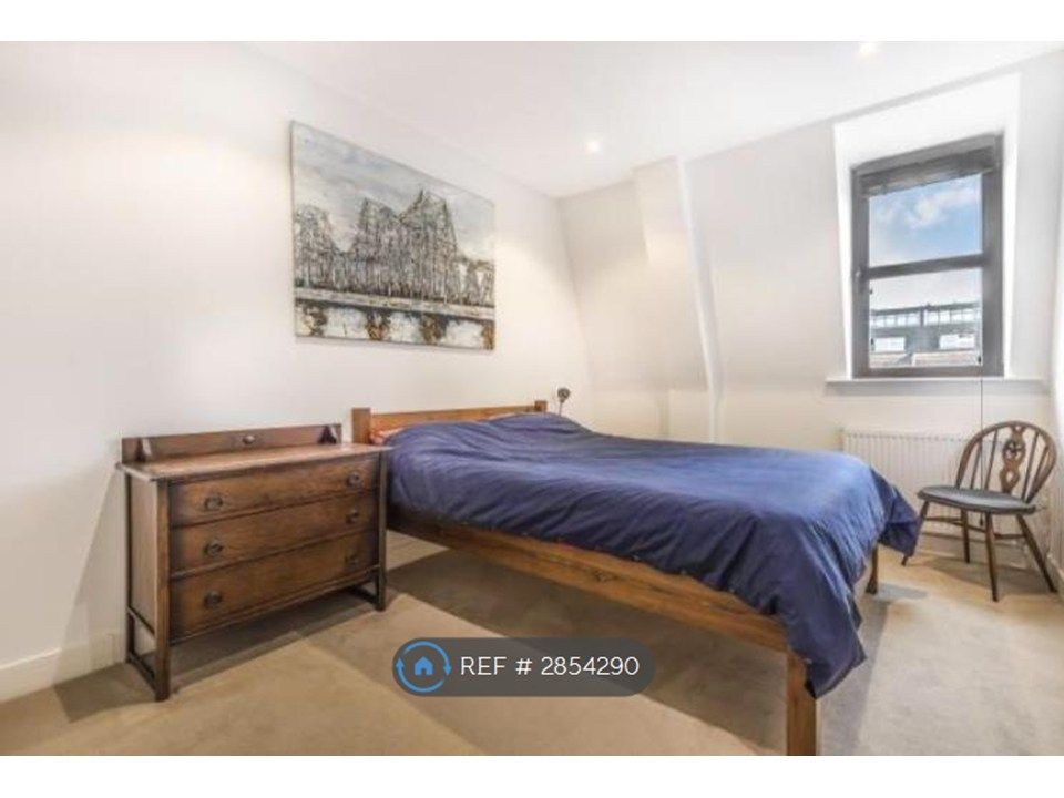 Property photo 3 of 5 Bedroom 1