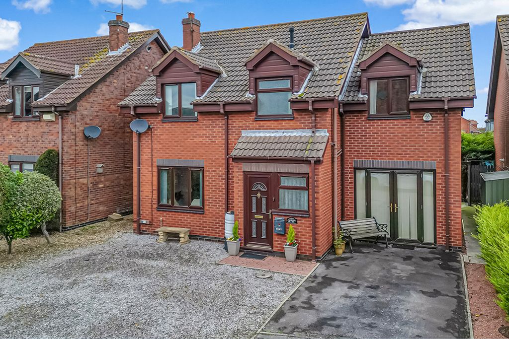 Property photo 1 of 23