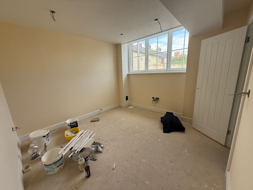 Property photo 2 of 8 Bedroom 1
