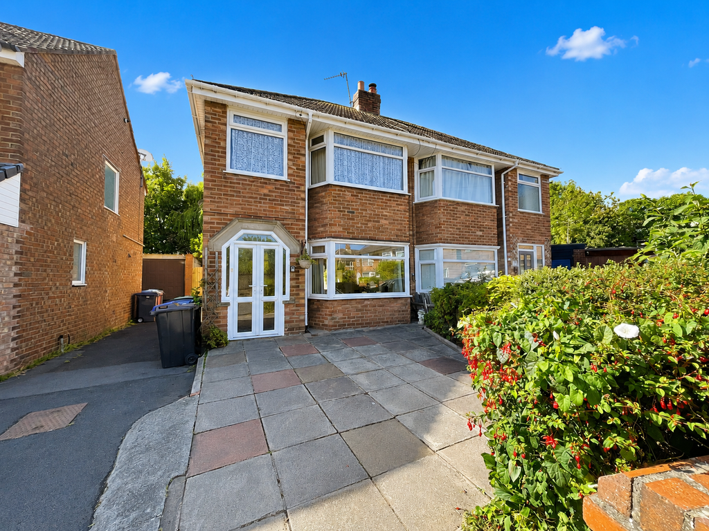 Property photo 1 of 17