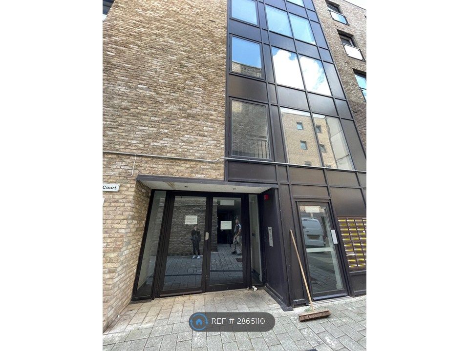 Property photo 2 of 12