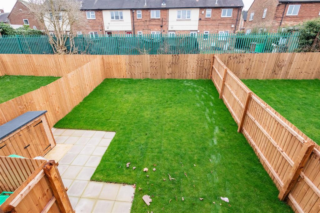 Property photo 2 of 14 P1577601.Jpg