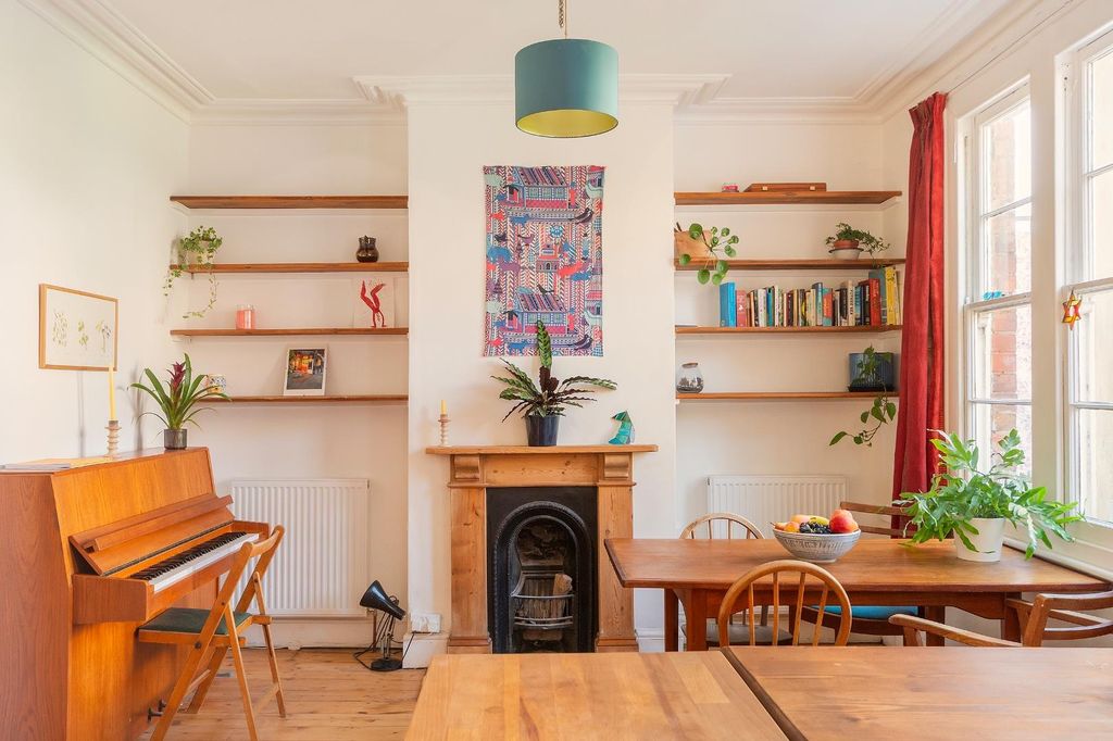 Property photo 1 of 34 4F7Rev - Kitchen Diner E.Jpg
