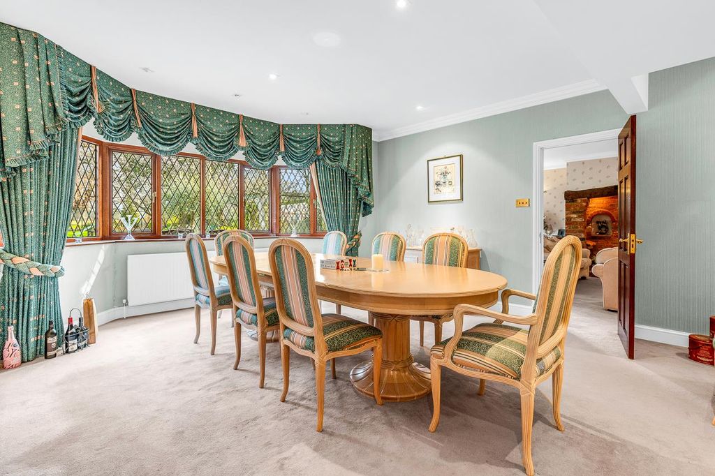 Additional image 12 of 6 bed property for saleWare Park, Ware SG12