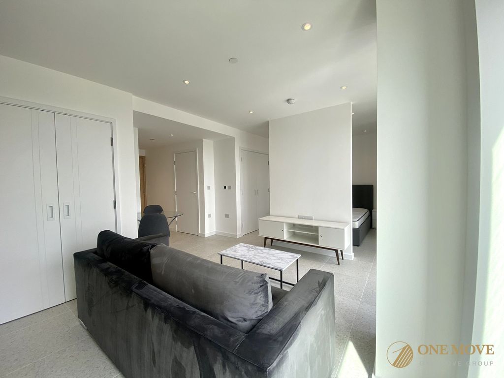 Property photo 3 of 47