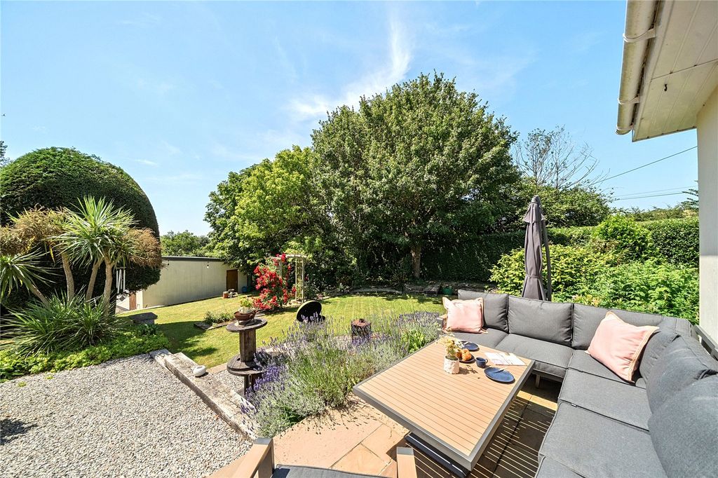 Property photo 3 of 18 Picture No. 26