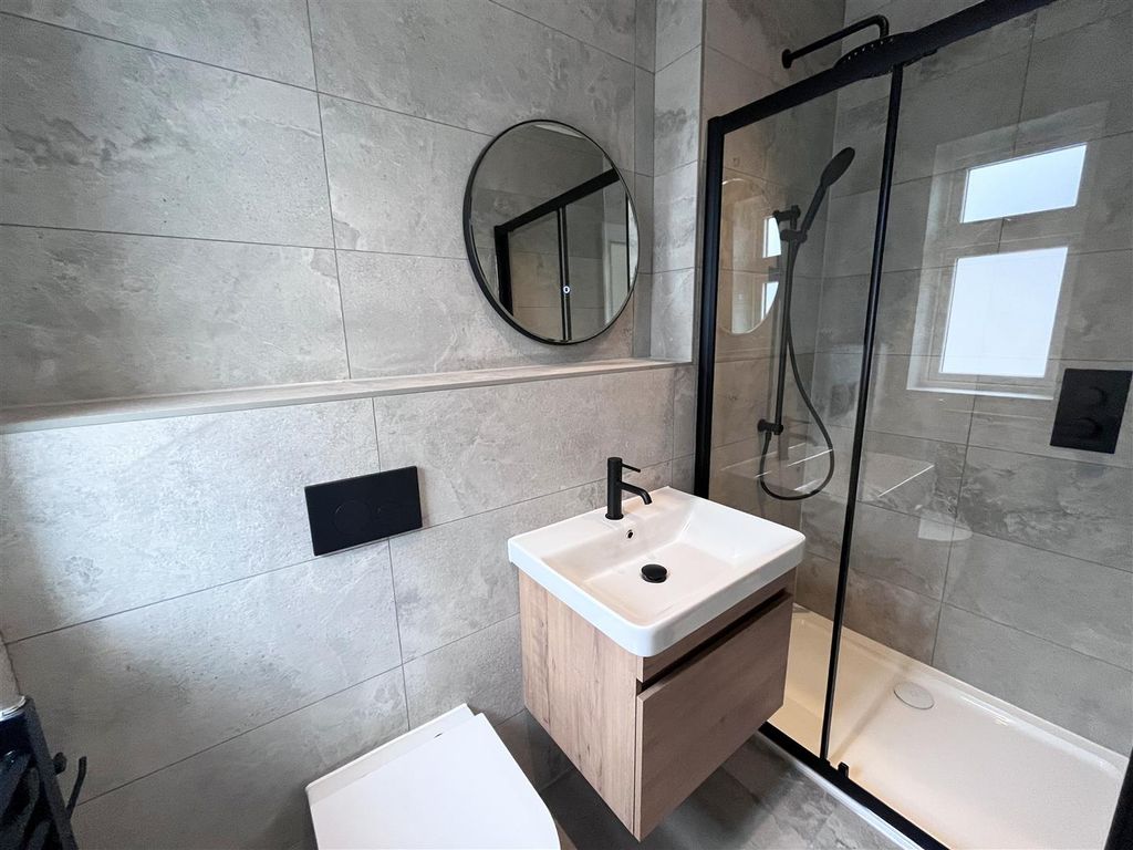 Additional image 14 of 5 bed detached house to rentKnutsford Road, Wilmslow SK9