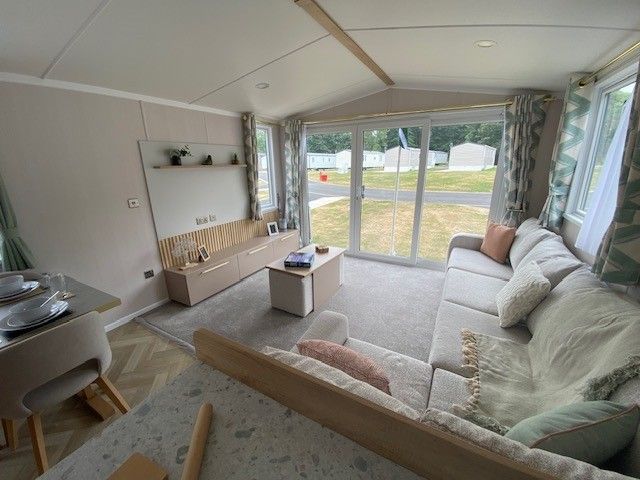 Property photo 1 of 10 Swift Burgundy 2026 Car0065597 143116496.Jpeg