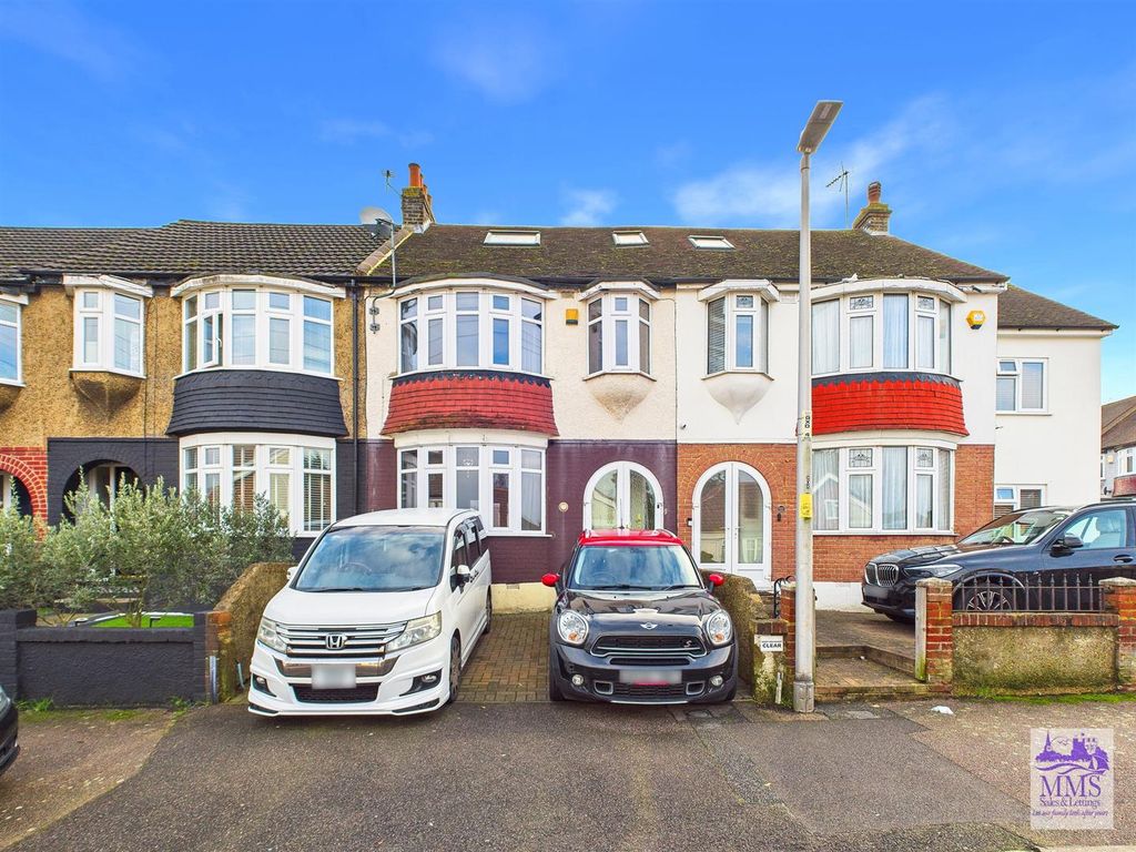 Property photo 1 of 24 Cam04098G0-Pr0146-Still033.Jpg