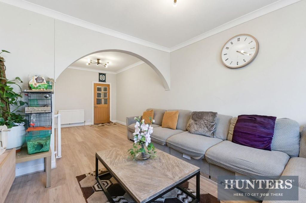 Property photo 2 of 16 Inwood Road, -17.Jpg
