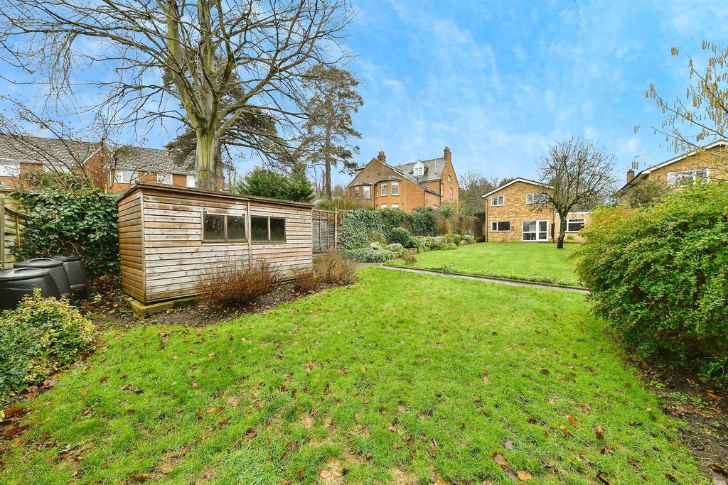 Property photo 3 of 20