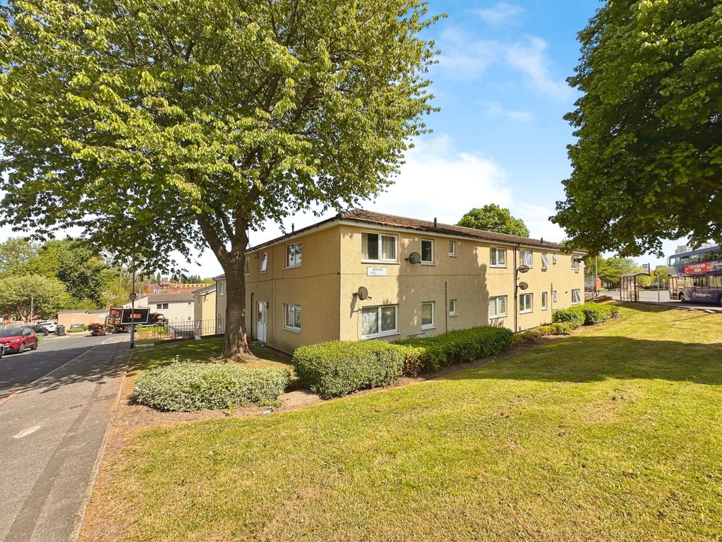 Property photo 2 of 4 Outside