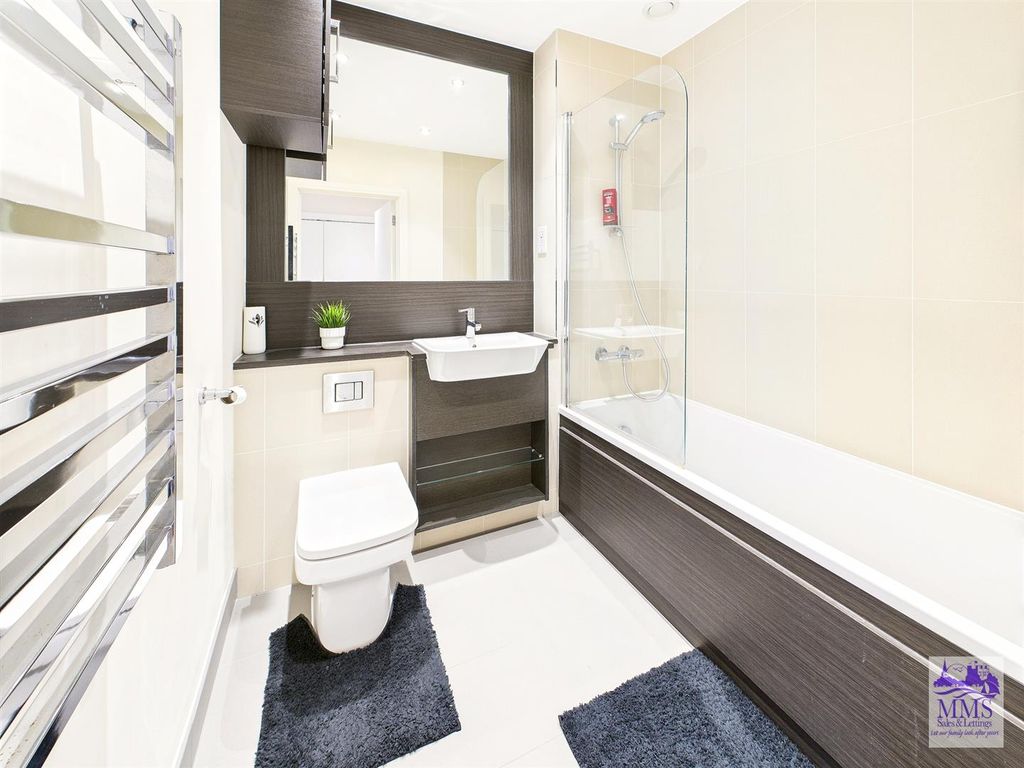 Property photo 1 of 15 Cam04098G0-Pr0077-Still002.Jpg