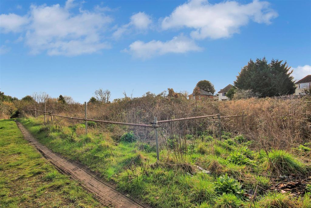 Property photo 1 of 4 Land 1.Jpg