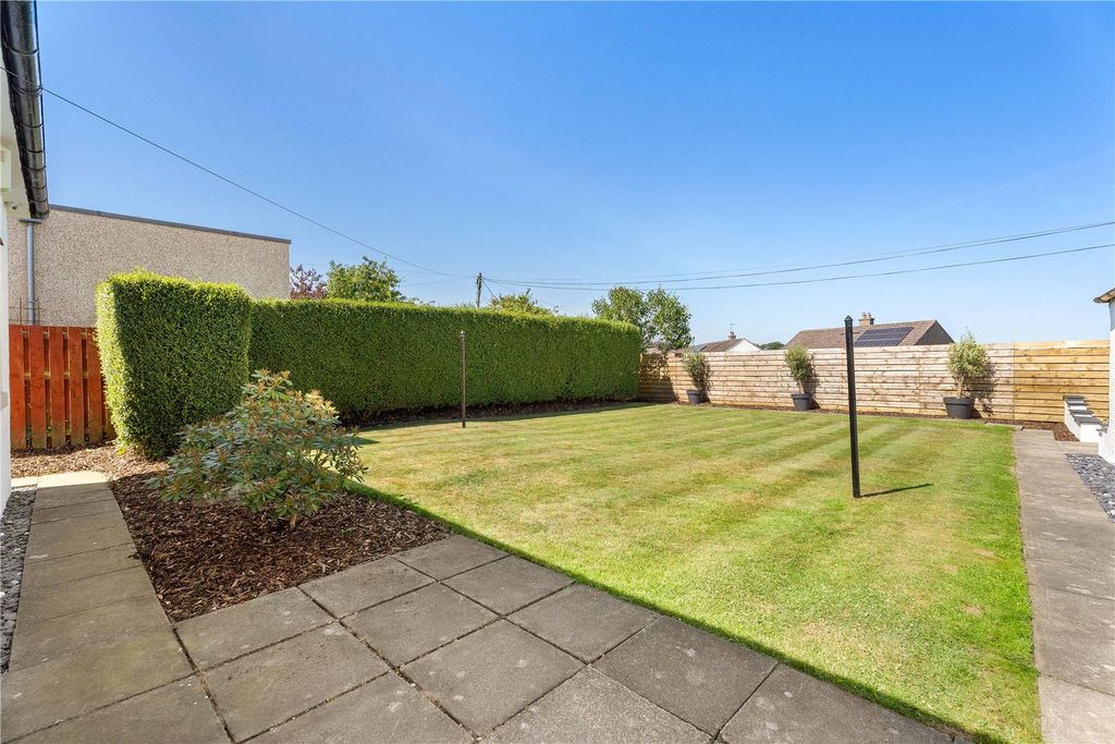 Property photo 2 of 23 Wilkieston Road