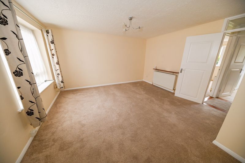 Property photo 3 of 10 Photo 7
