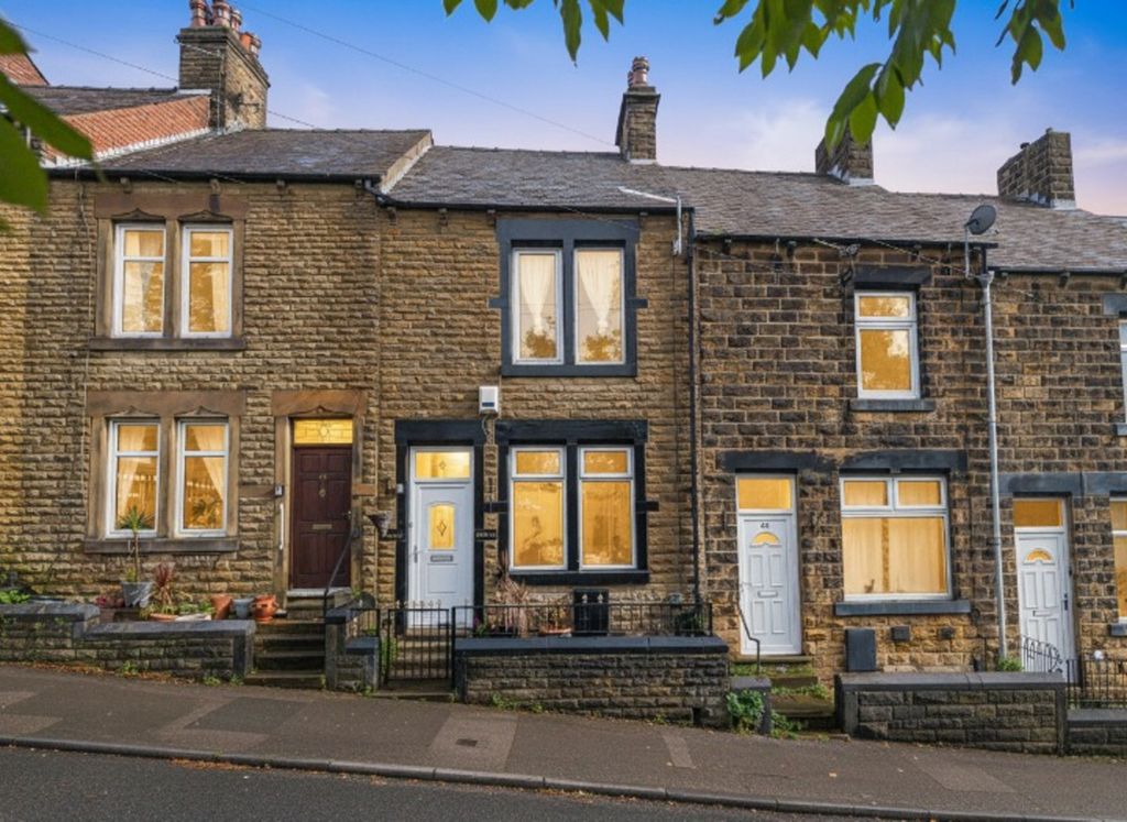 Property photo 2 of 10